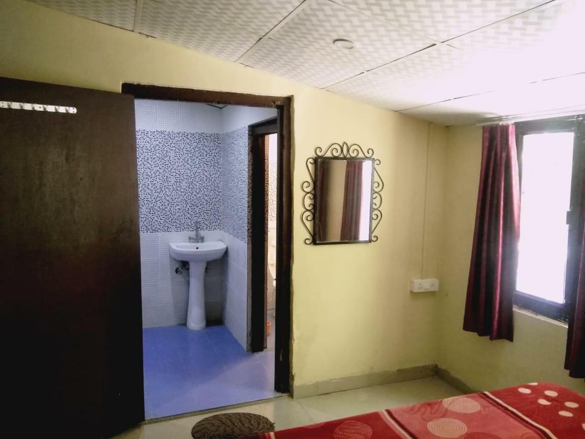 Hotel Gulmarg Mussoorie Bagian luar foto